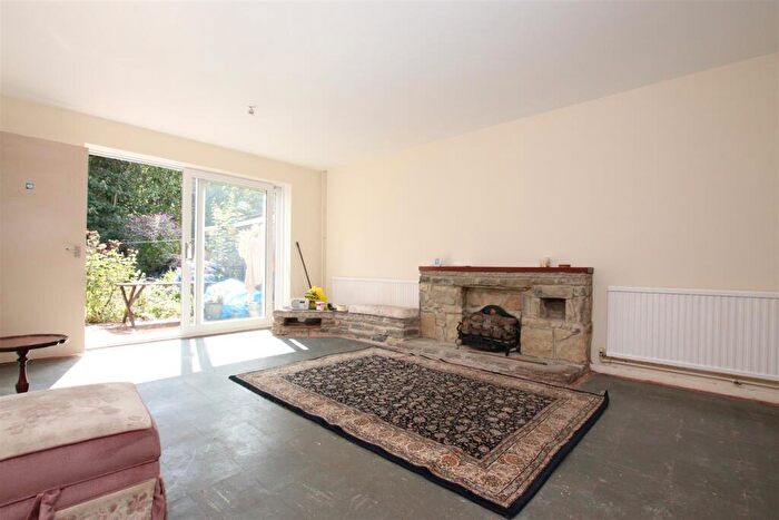 2 Bedroom Detached House For Sale In Vinnicombes Road, Stoke Canon, Exeter, EX5