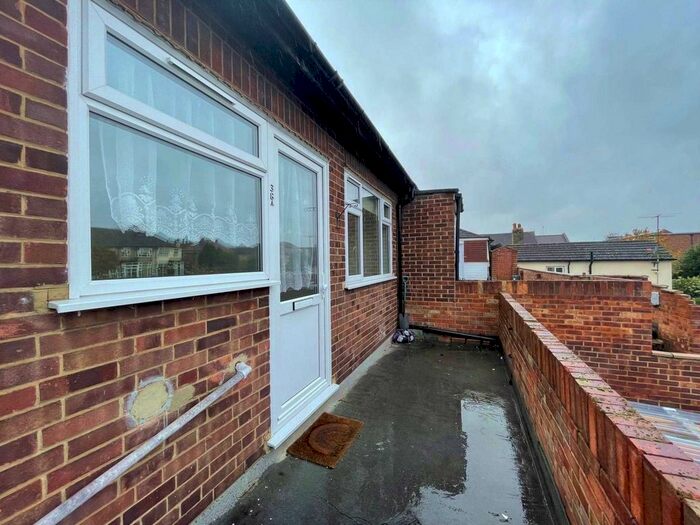 2 Bedroom Flat To Rent In Nuxley Road, Upper Belvedere DA17