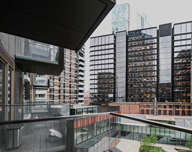 Studio To Rent In Hewett Street, London, EC2A