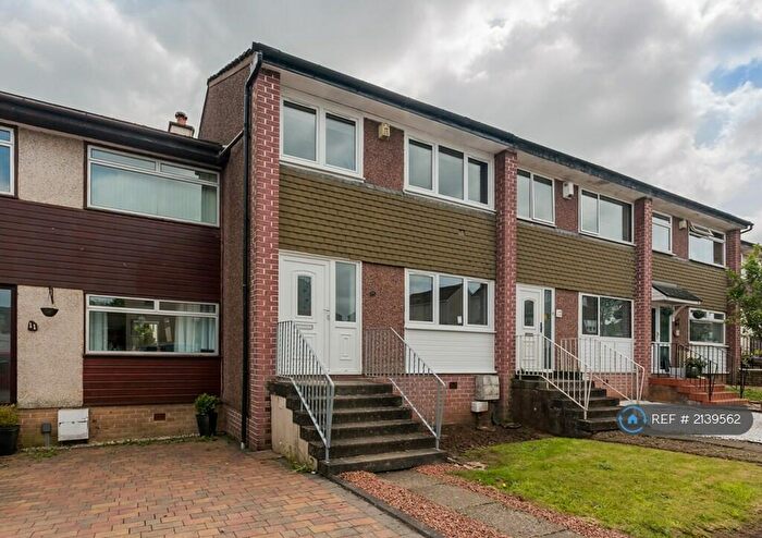 3 Bedroom Terraced House To Rent In Mackenzie Drive, Kilbarchan, Johnstone, PA10