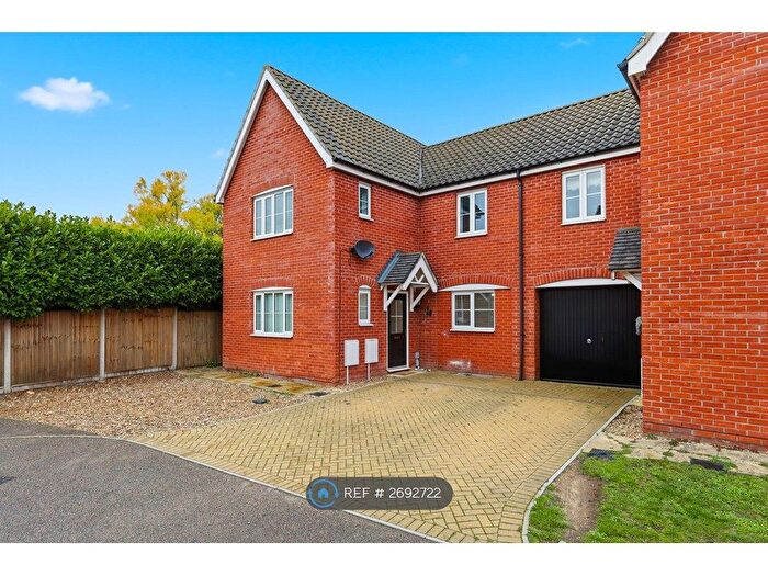 4 Bedroom Semi-detached House To Rent In Alice Parkins Close, Hadleigh, Ipswich, IP7