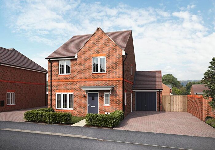 4 Bedroom Detached House For Sale In Kimblewick Road, Great Kimble, Aylesbury, HP17
