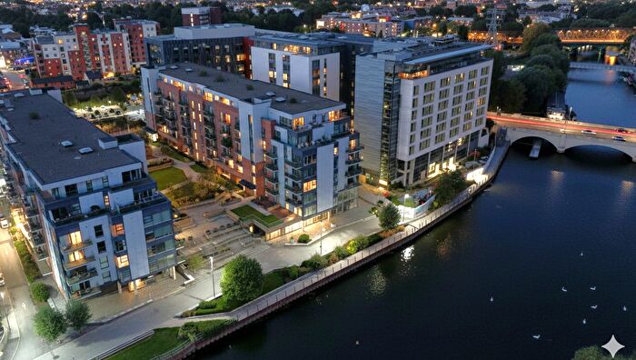 2 Bedroom Flat For Sale In East Station Road, Peterborough, PE2