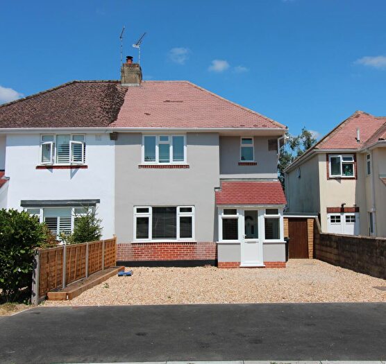 3 Bedroom Semi Detached House To Rent In Culford Avenue, Totton, Hampshire, SO40