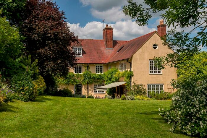 6 Bedroom House For Sale In Lavendon Grange, Olney, Buckinghamshire, MK46