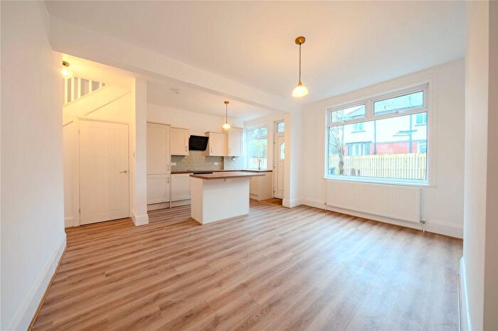 3 Bedroom Semi-detached House For Sale In Otley Road, Leeds, West Yorkshire, LS16