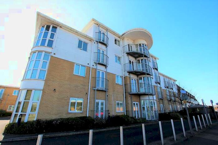1 Bedroom Studio Flat To Rent In Castle Lane West Bournemouth, BH8