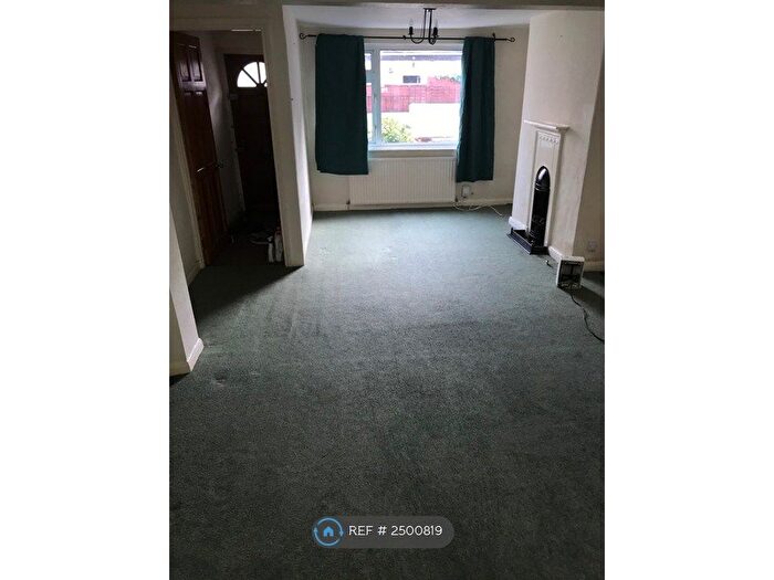 3 Bedroom Terraced House To Rent In Oakfield Street, Exeter, EX1