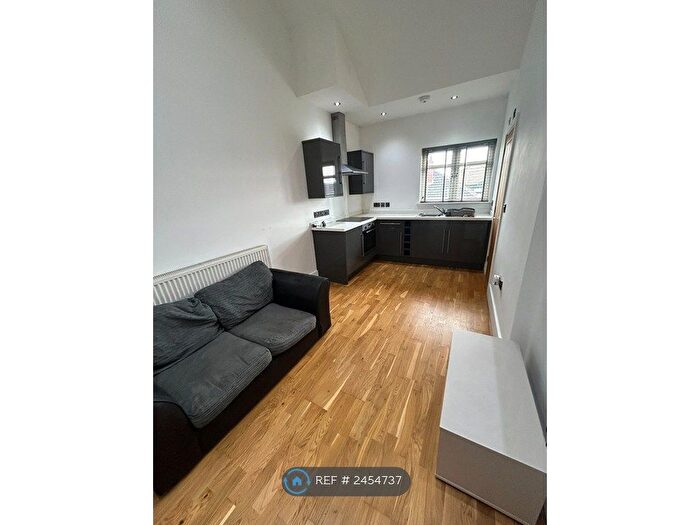 1 Bedroom Flat To Rent In Auburn Road, Blaby, Leicester, LE8