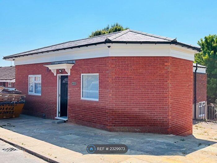 2 Bedroom Semi-Detached House To Rent In Nash Green, Hemel Hempstead, HP3