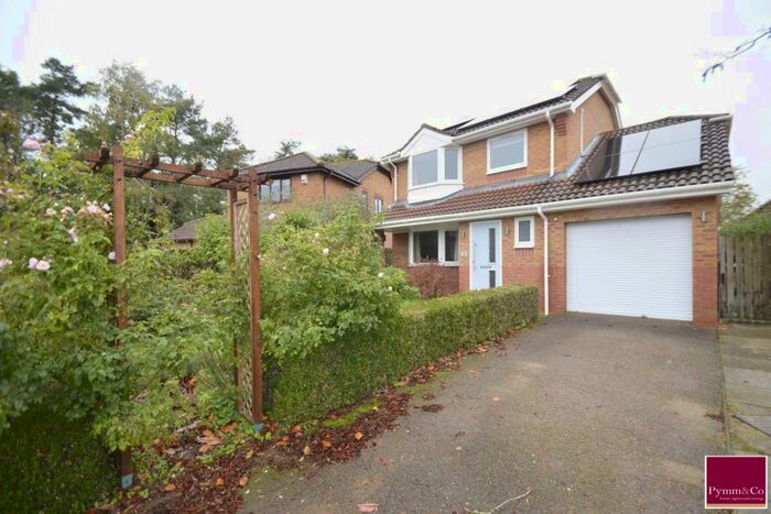 3 Bedroom Detached House To Rent In Coopers Close, Taverham, NR8