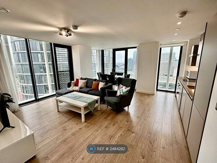 2 Bedroom Flat To Rent In Stratosphere Tower, London, E15