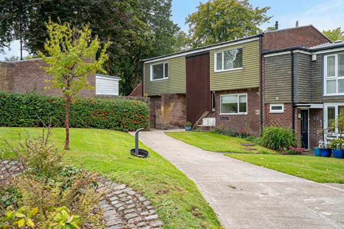 1 Bedroom Flat To Rent In Blakeney Place, Heslington Road, York, YO10