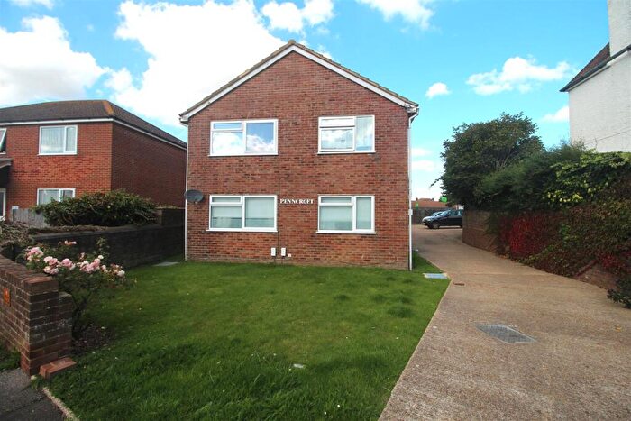 1 Bedroom Flat To Rent In Elm Grove, Lancing, West Sussex, BN15