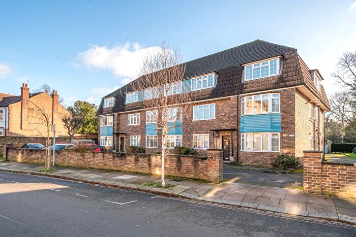 2 Bedroom Flat To Rent In Sutton Court, Grange Road, London, W5