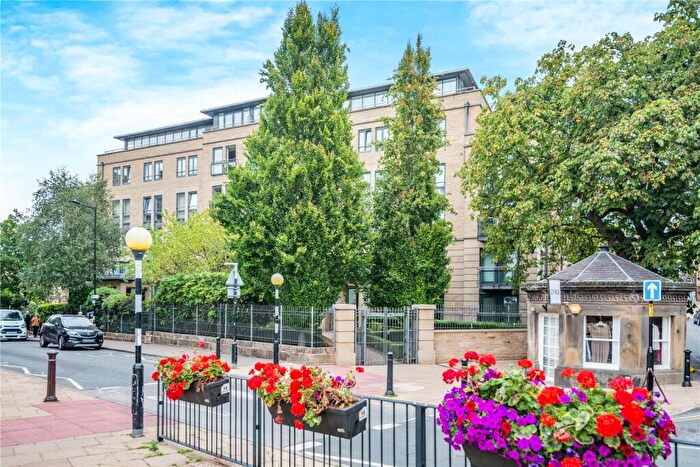 3 Bedroom Flat For Sale In Montpellier Road, Harrogate, North Yorkshire, HG1