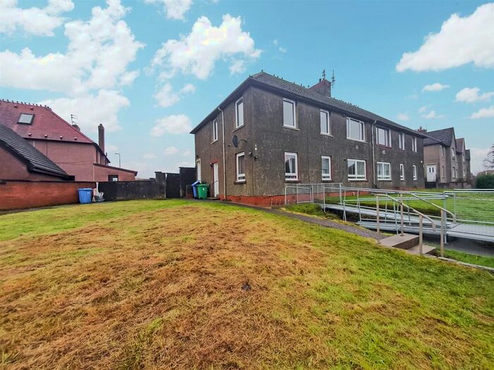 3 Bedroom Flat To Rent In Kirkland Walk, Methil, Leven, KY8