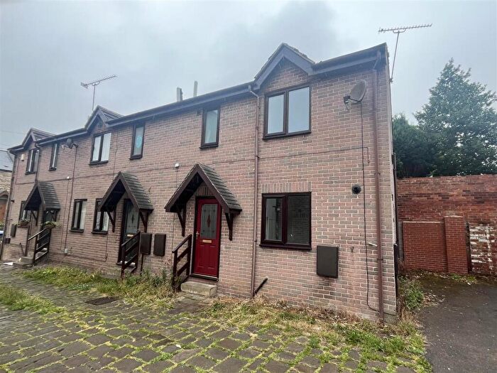 3 Bedroom House To Rent In Toftwood Road, Sheffield, S10