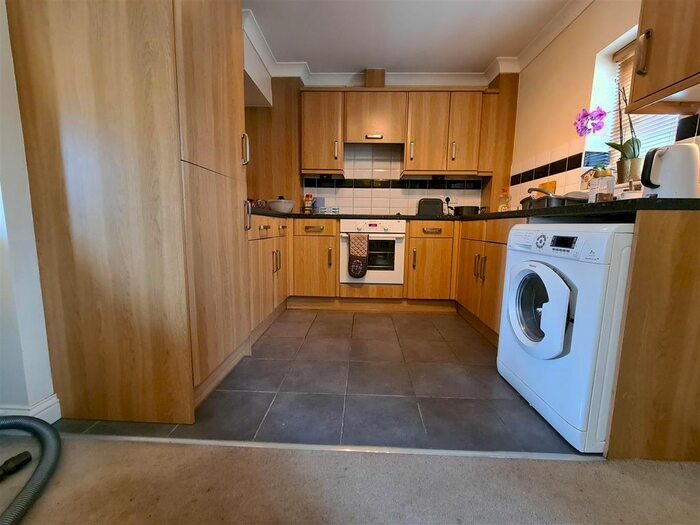 2 Bedroom Property To Rent In Marchant Court, Downham Market, PE38