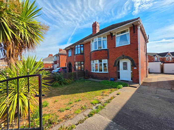 3 Bedroom Semi-Detached House For Sale In High Street, Shafton, Barnsley, S72