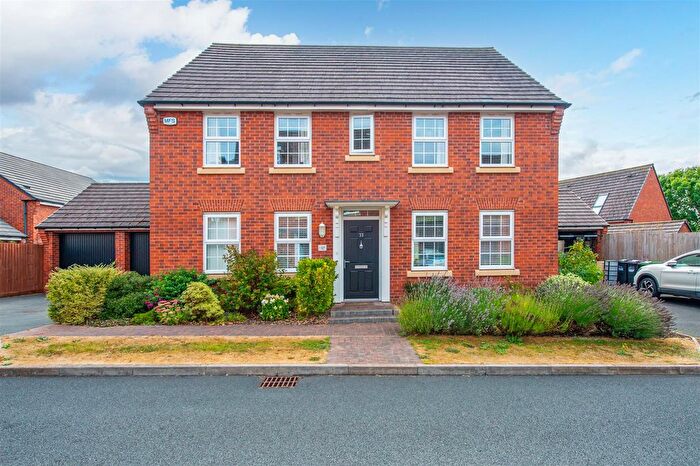 4 Bedroom Detached House For Sale In Cottams Meadow, Morda, Oswestry, SY10