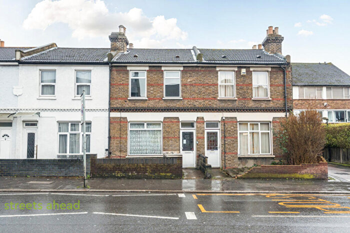 3 Bedroom Terraced House For Sale In Whitehorse Lane, London, SE25