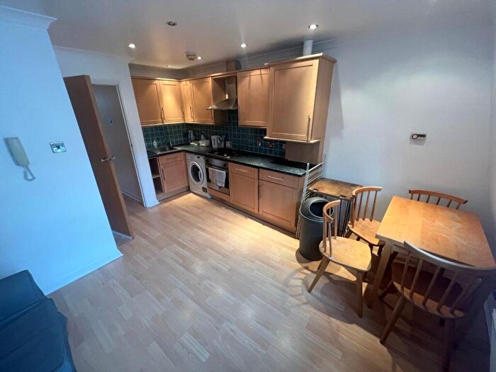 1 Bedroom Flat To Rent In St. John Street, London, EC1V