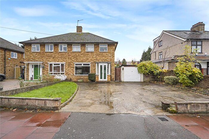 3 Bedroom Semi Detached House For Sale In Orchard Way, Beckenham, BR3
