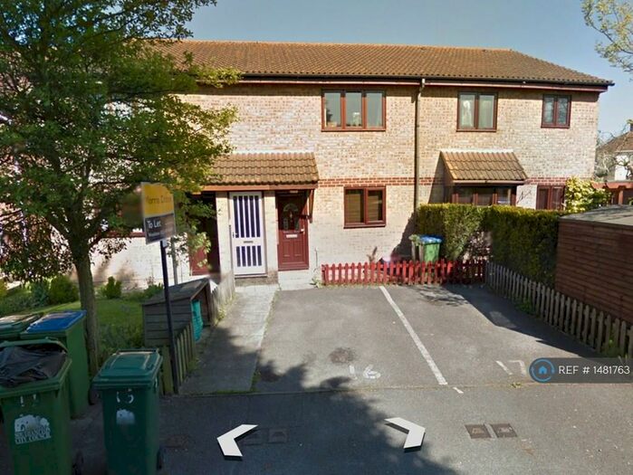 1 Bedroom Flat To Rent In Millbridge Gardens, Southampton, SO19