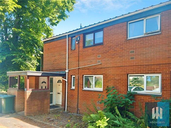 2 Bedroom Apartment To Rent In Springwood Hall Close, Springwood, Huddersfield, HD1