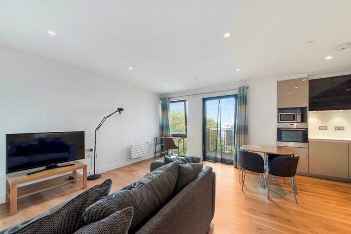 1 Bedroom Apartment To Rent In Rathbone Market, Barking Road, London, E16