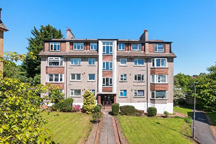 2 Bedroom Flat To Rent In Orchard Court, Giffnock, Glasgow, G46