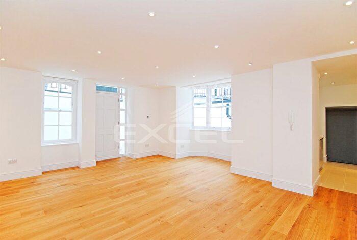 2 Bedroom Flat To Rent In Pottery Lane, Kensington, London, W11