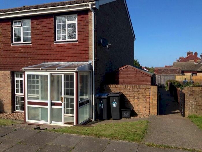 3 Bedroom End Of Terrace House To Rent In Owen Square, Walmer, Deal, CT14
