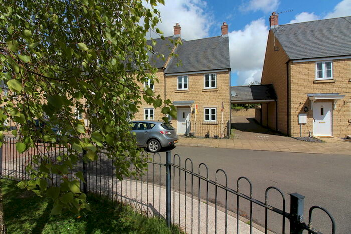 3 Bedroom End Of Terrace House To Rent In Coopers Square, Chipping Norton, OX7