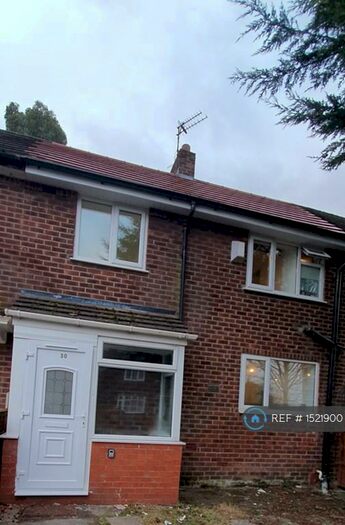 3 Bedroom Terraced House To Rent In Clough Top Road, Manchester, M9