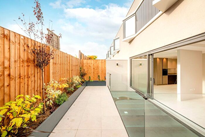 5 Bedroom Terraced House To Rent In Rigeley Mews, London, NW10