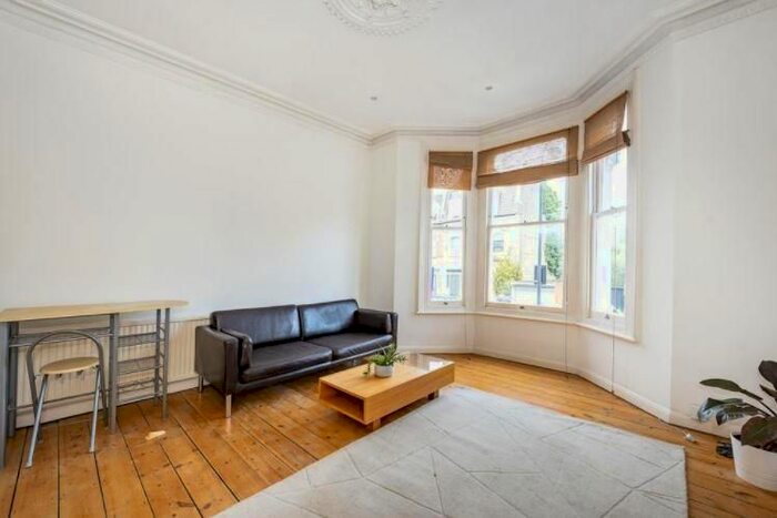2 Bedroom Flat To Rent In Gloucester Terrace, Paddington, London, W2