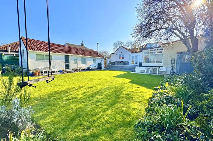 5 Bedroom Detached House For Sale In Bath Road, Saltford, BS31
