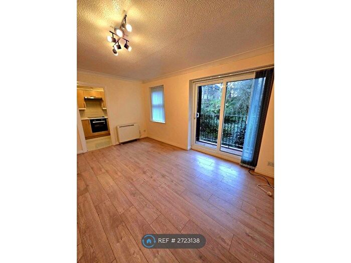 1 Bedroom Flat To Rent In Navigation Way, Blackburn, BB1