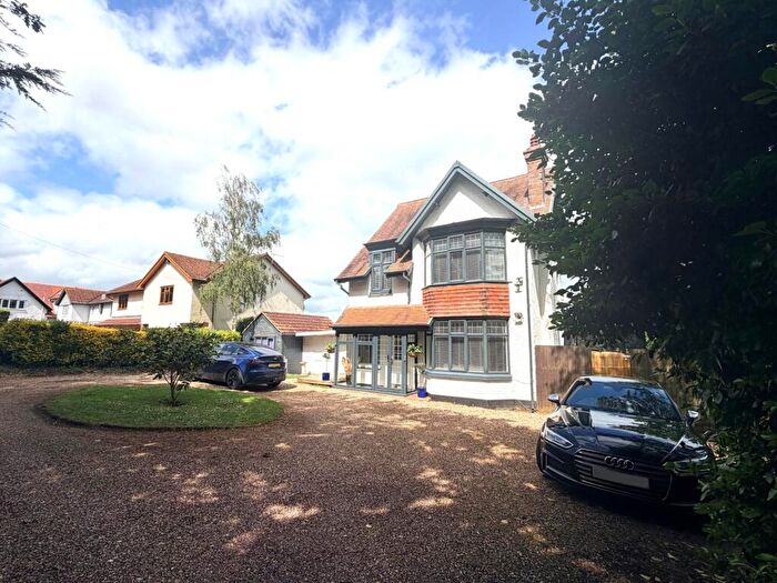 4 Bedroom Detached House For Sale In Hamilton Road, Exmouth, EX8