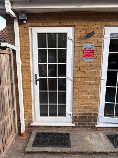 1 Bedroom Studio To Rent In Canada Road, Erith, DA8