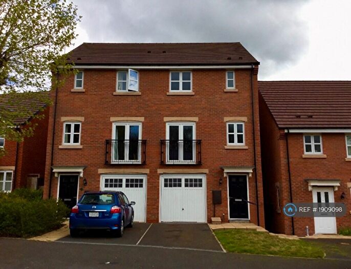 4 Bedroom Semi Detached House To Rent In Humber Road, Coventry, CV3