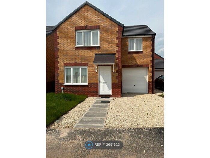 3 Bedroom Detached House To Rent In Colliery Street, Creswell, Worksop, S80