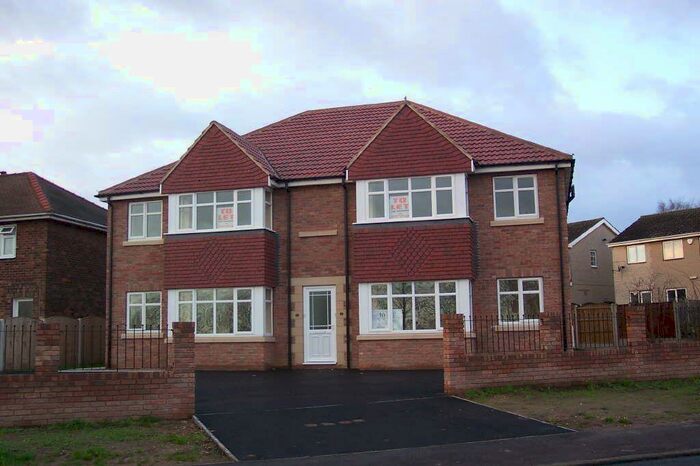 2 Bedroom Flat To Rent In Claras Court, Wadworth, Doncaster, DN11