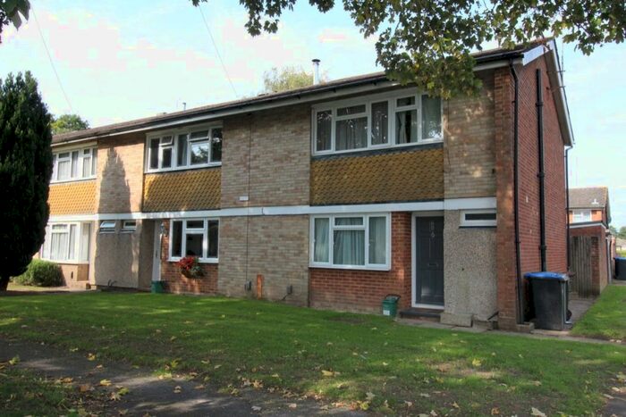 5 Bedroom Semi-Detached House To Rent In Beechtree Avenue, Englefield Green, Egham, Surrey, TW20