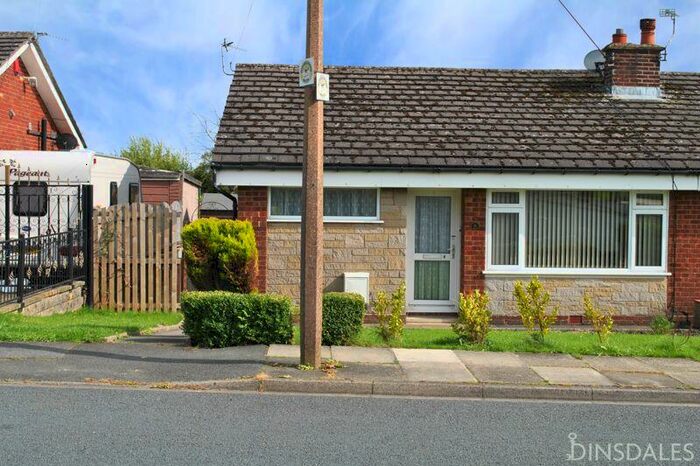 2 Bedroom Bungalow To Rent In Sunningdale, Fairweather Green, Bradford, BD8