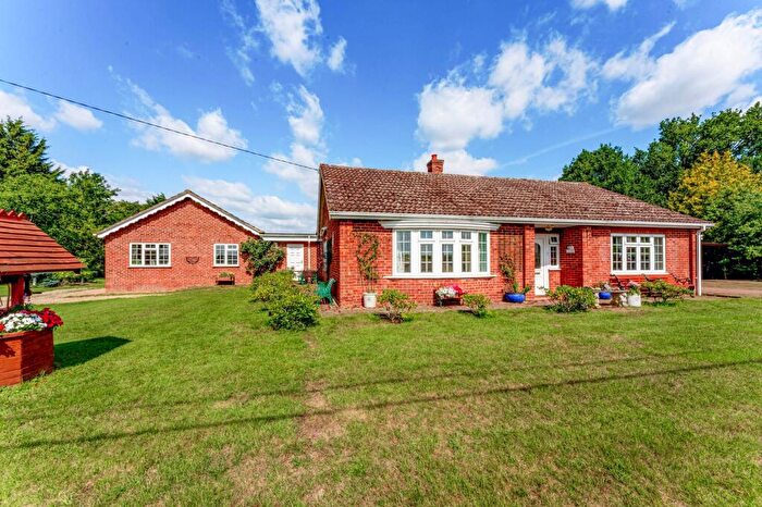 5 Bedroom Detached Bungalow For Sale In Bury Road, Market Weston, IP22