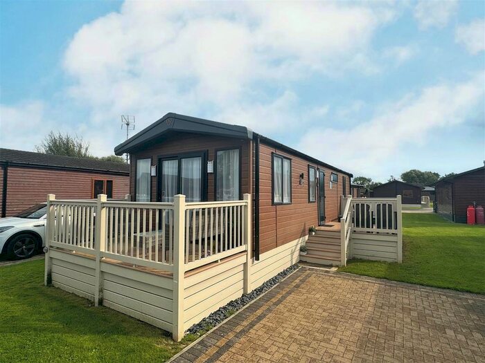 2 Bedroom Park Home For Sale In Amotherby Lane, Amotherby, Malton, YO17