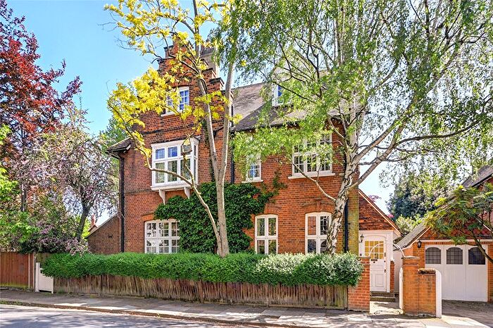 5 Bedroom Detached House For Sale In The Orchard, London, W4